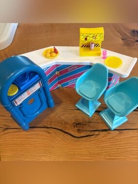 Vintage 1980s Barbie Arco Snack Time Set